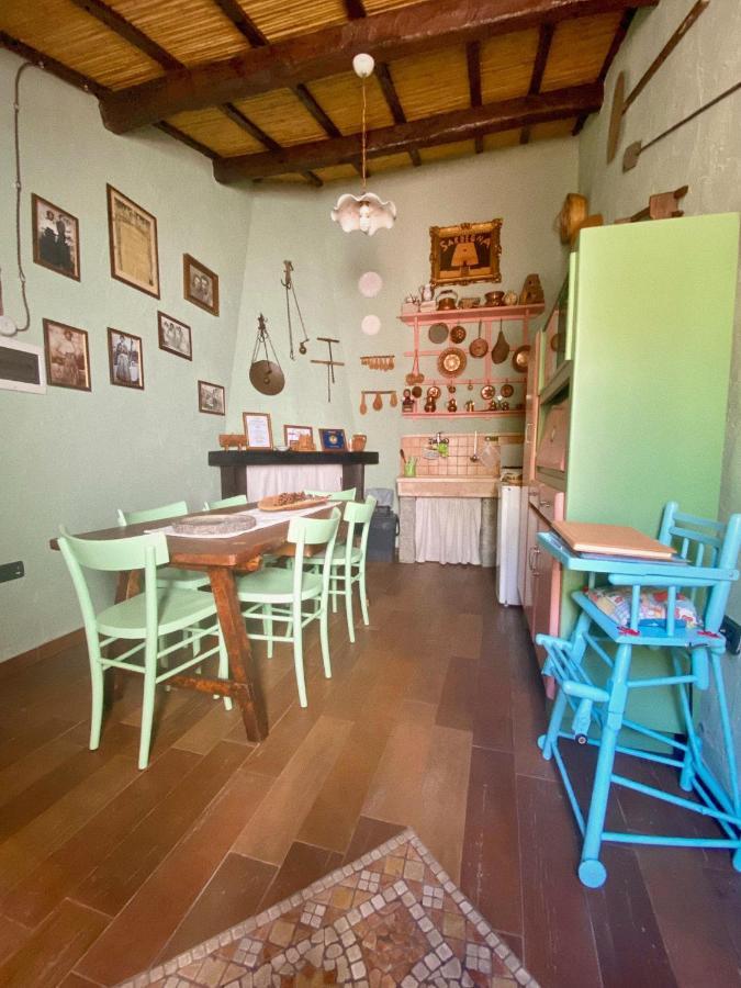 Bed and Breakfast Domos Antigas Bottidda Zewnętrze zdjęcie